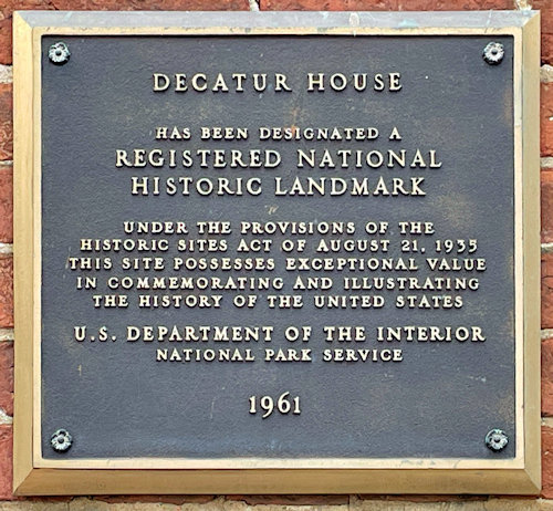 Plaque